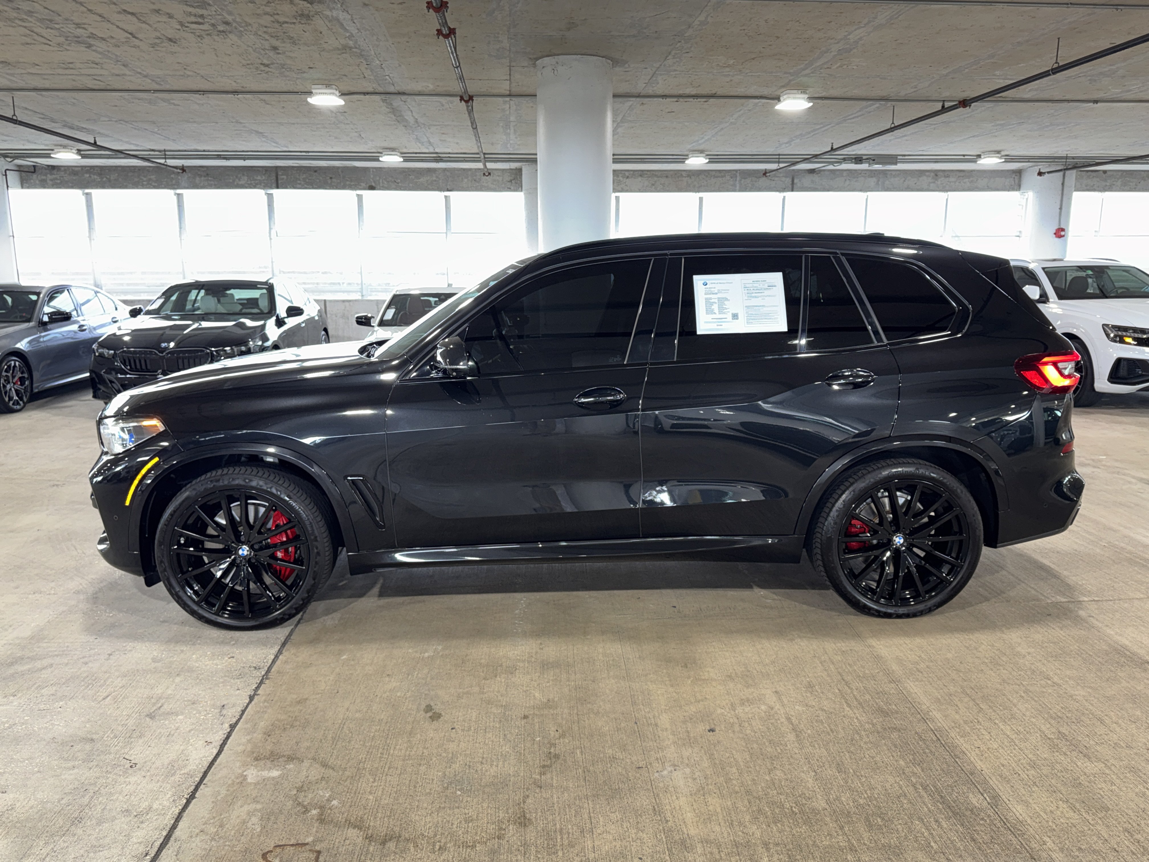 Used 2022 BMW X5 M50i w/ Executive Package AWD/4WD image 5