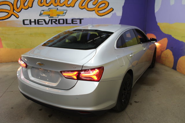 Used 2021 Chevrolet Malibu LT FWD image 8