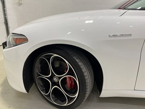 Used 2023 Alfa Romeo Giulia Veloce image 12