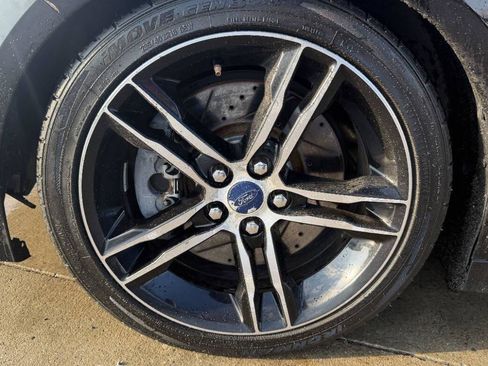 Used 2016 Ford Focus ST w/ Equipment Group 402A image 29