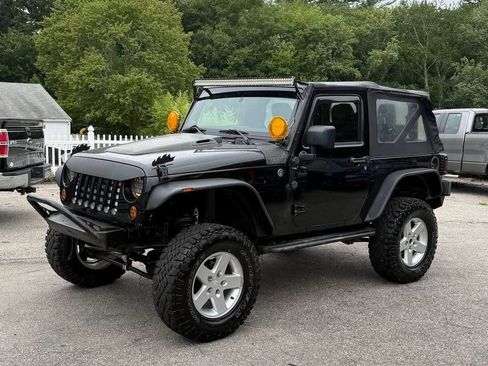 Used 2011 Jeep Wrangler Sport AWD/4WD image 2