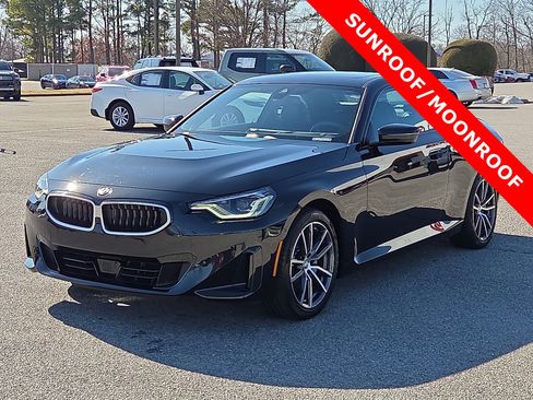 Used 2025 BMW 230i xDrive Coupe image 2