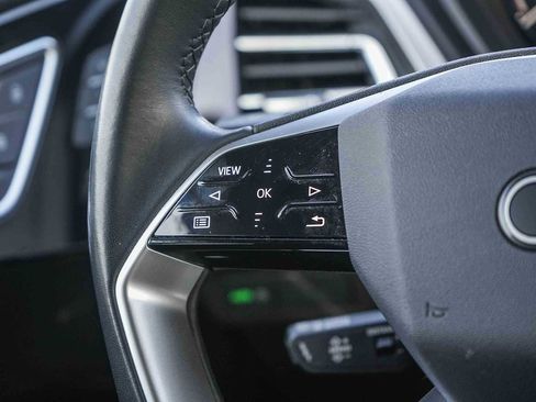 Used 2023 Audi Q4 e-tron Premium Plus w/ Premium Plus image 22