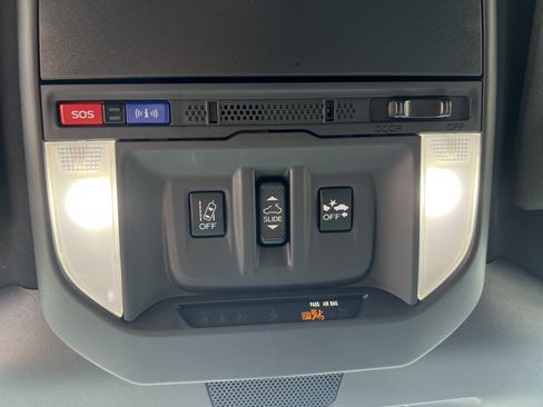 Used 2024 Subaru Forester Wilderness AWD/4WD image 38