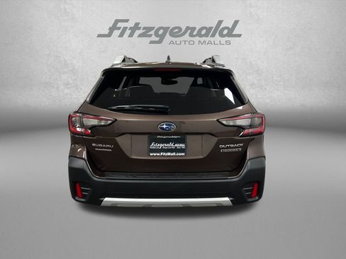 Used 2022 Subaru Outback Touring XT AWD/4WD image 4