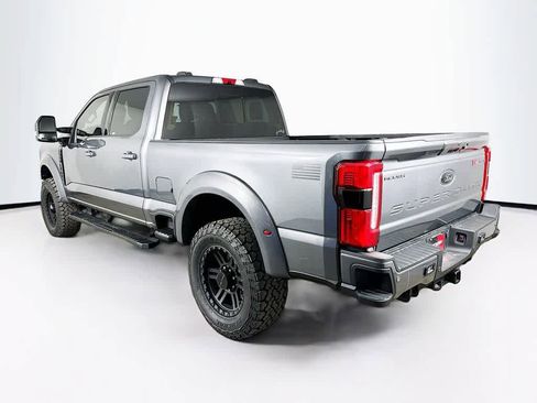New 2026 Ford F250 Lariat w/ Black Appearance Package image 4