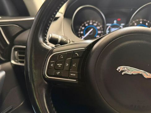 Used 2017 Jaguar F-PACE Premium AWD/4WD image 27