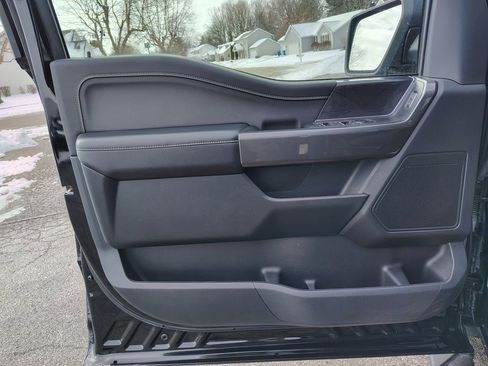 Certified 2022 Ford F150 XLT w/ Equipment Group 302A High image 9