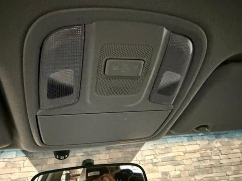 Used 2017 Kia Niro LX FWD image 24