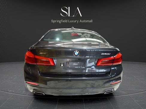 Used 2022 BMW 540i xDrive w/ M Sport Package AWD/4WD image 5