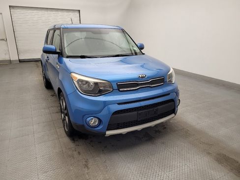 Used 2019 Kia Soul + image 14