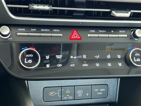 New 2025 Hyundai Sonata Limited image 20