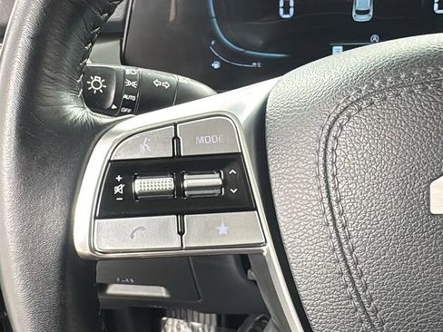 Used 2025 Kia Telluride S FWD image 23