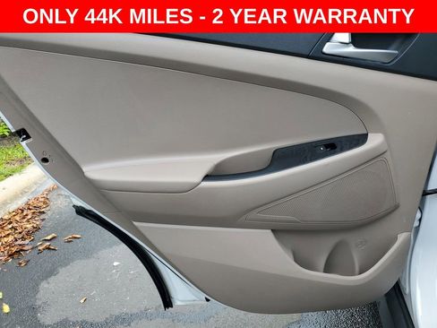 Used 2019 Hyundai Tucson SE image 9