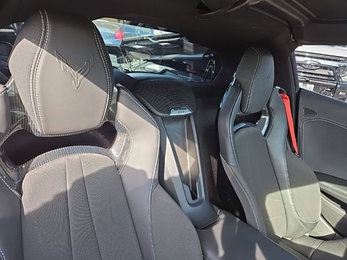 Used 2023 Chevrolet Corvette Stingray Coupe w/ Z51 Performance Package image 30