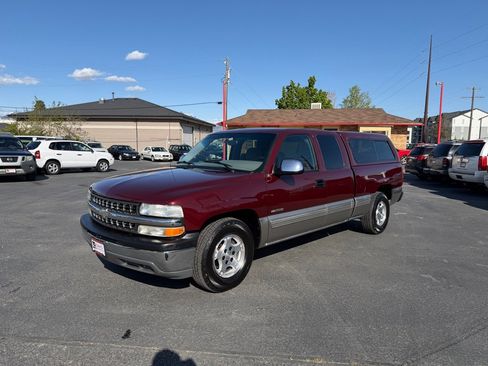 Used 2000 Chevrolet Silverado 1500 LS w/ Firm Ride Suspension Pkg RWD image 2