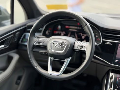 Used 2023 Audi Q7 2.0T Premium Plus w/ Premium Plus Package AWD/4WD image 12