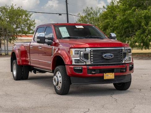 Certified 2022 Ford F450 Platinum w/ FX4 Off-Road Package AWD/4WD image 2