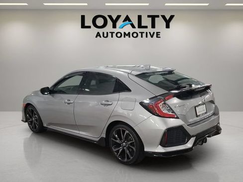 Used 2018 Honda Civic Sport Touring image 3