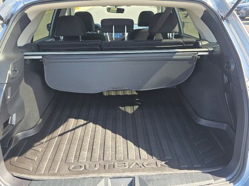 Used 2019 Subaru Outback 2.5i Premium w/ Popular Package #2 image 4