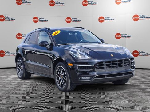Used 2017 Porsche Macan Turbo AWD/4WD image 3