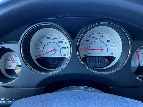 Used 2013 Dodge Challenger SXT image 16