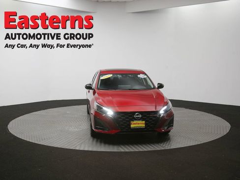 Used 2023 Nissan Altima 2.5 SR w/ SR Premium Package FWD image 52
