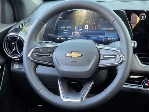 New 2026 Chevrolet Equinox LT w/ Convenience Package II image 15