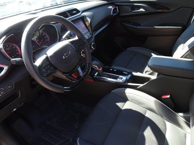 Used 2023 Chevrolet TrailBlazer RS w/ Sun and Liftgate Package AWD/4WD image 14