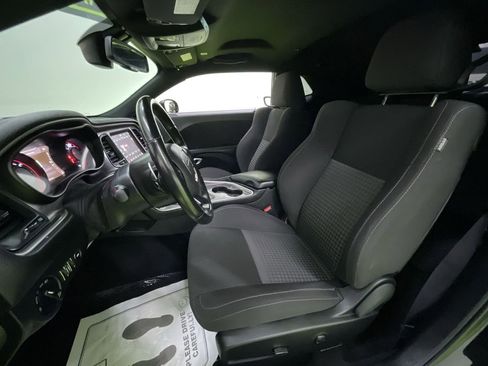 Used 2022 Dodge Challenger R/T w/ Blacktop Package image 16