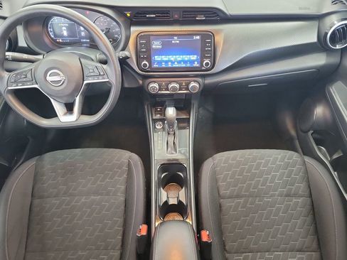 Used 2023 Nissan Kicks SV image 15
