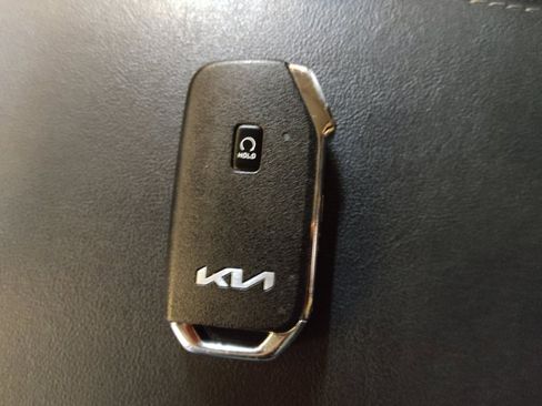 Used 2022 Kia Sorento SX image 32