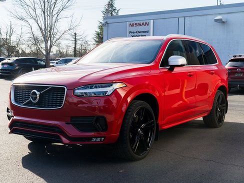 Used 2017 Volvo XC90 T5 R-Design w/ Vision Package image 3