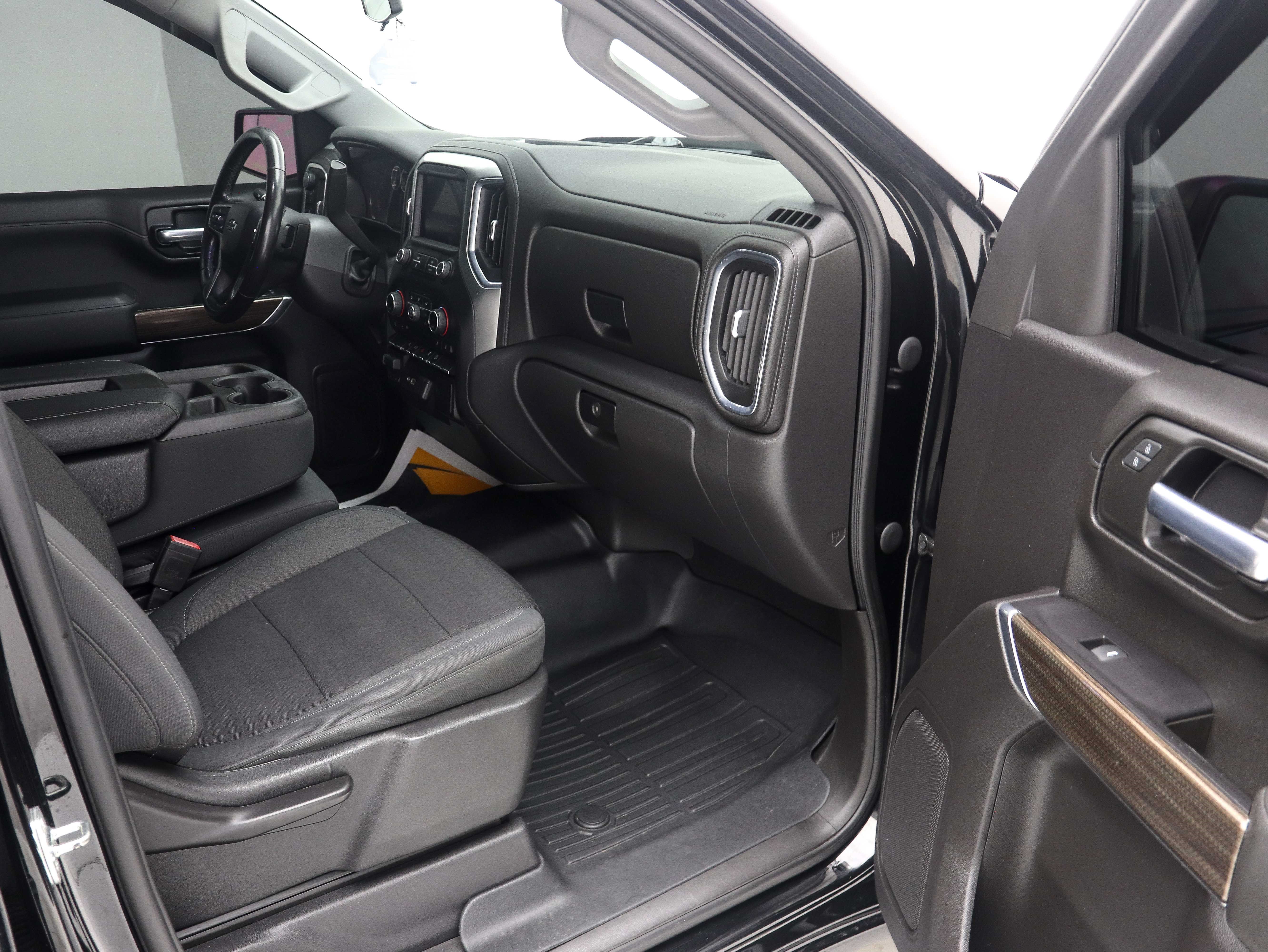 Used 2021 Chevrolet Silverado 1500 RST AWD/4WD image 15