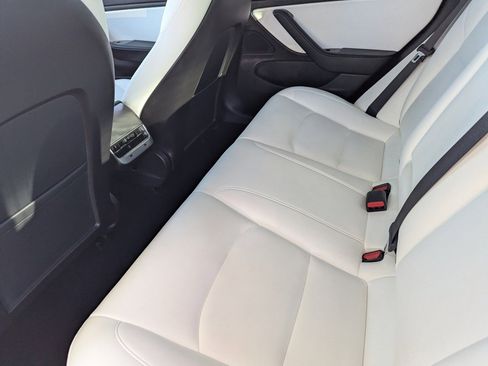 Used 2019 Tesla Model 3 Long Range image 15