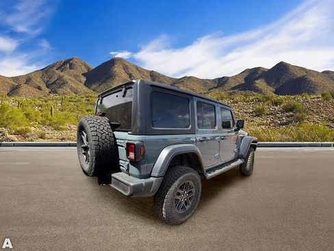 Used 2024 Jeep Wrangler Sport S image 4