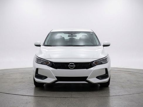 Used 2025 Nissan Sentra S image 2