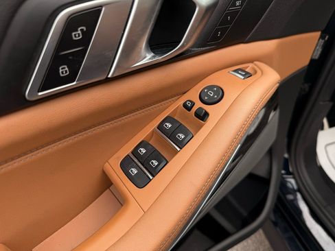 Used 2023 BMW X5 xDrive40i w/ Executive Package image 45