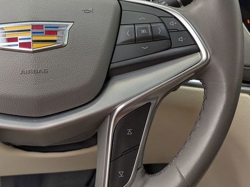 Used 2024 Cadillac XT5 Premium Luxury AWD/4WD image 12