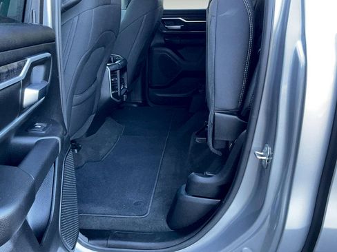 Used 2022 RAM 1500 Big Horn AWD/4WD image 12
