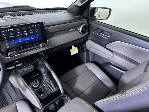 New 2026 Chevrolet Colorado ZR2 w/ Technology Package image 70