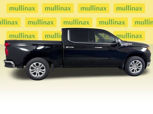 Used 2025 Chevrolet Silverado 1500 LTZ w/ LTZ Premium Package AWD/4WD image 2