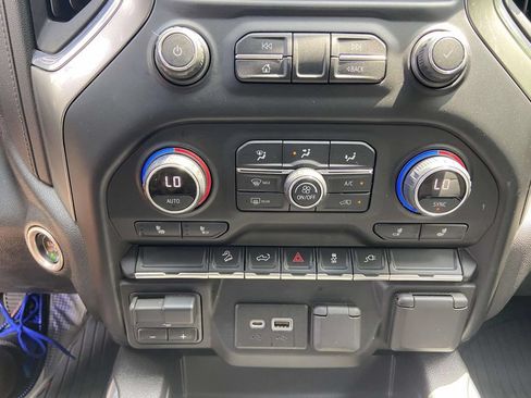 Used 2021 Chevrolet Silverado 1500 LT Trail Boss w/ Convenience Package II AWD/4WD image 27