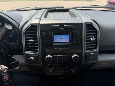Used 2018 Ford F150 XLT AWD/4WD image 12