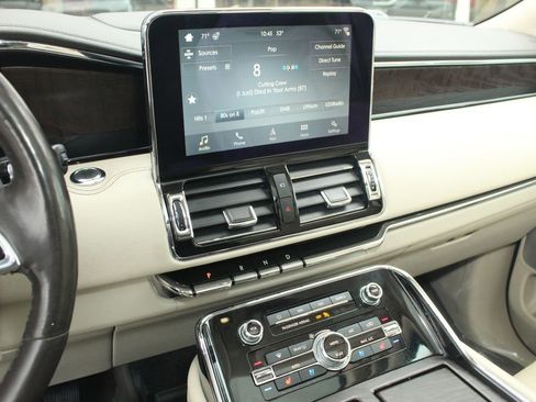 Used 2019 Lincoln Navigator Reserve w/ Cargo Package image 17