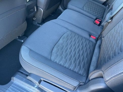 New 2025 Nissan Pathfinder SV image 27