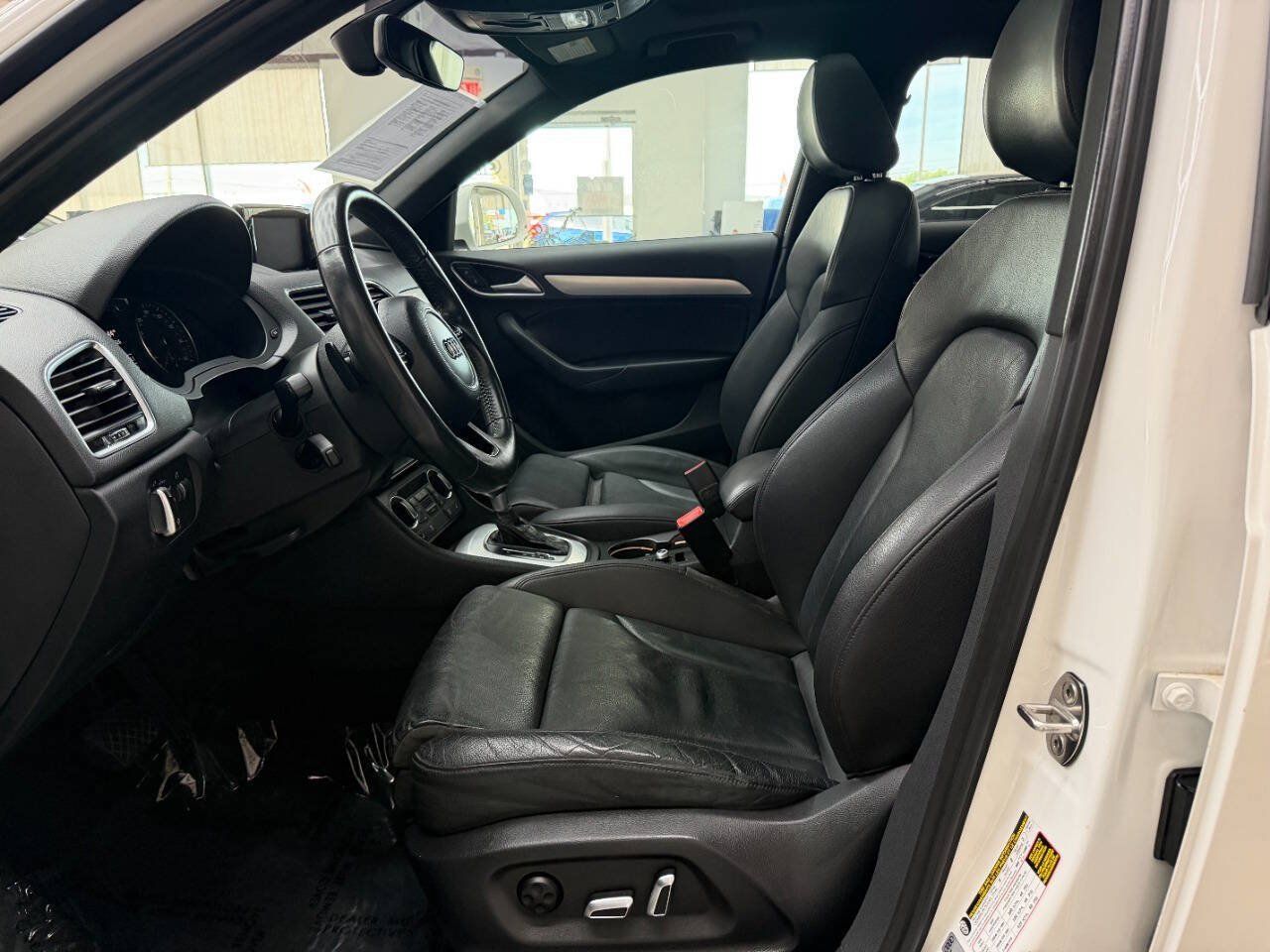 Used 2018 Audi Q3 2.0T Premium w/ Convenience Package FWD image 11