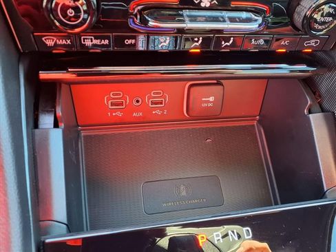 New 2025 Jeep Grand Cherokee Altitude image 19