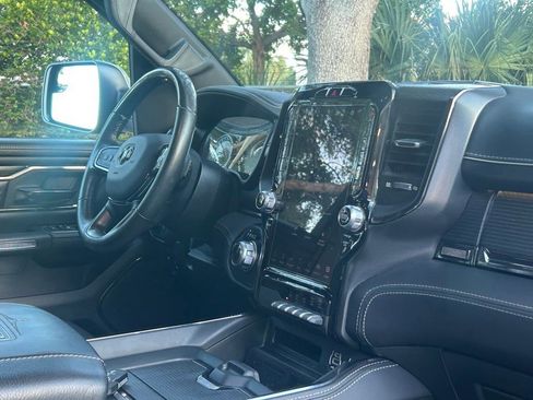 Used 2022 RAM 1500 Limited w/ Body Color Bumper Group image 29