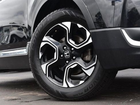 Used 2018 Honda CR-V Touring image 3